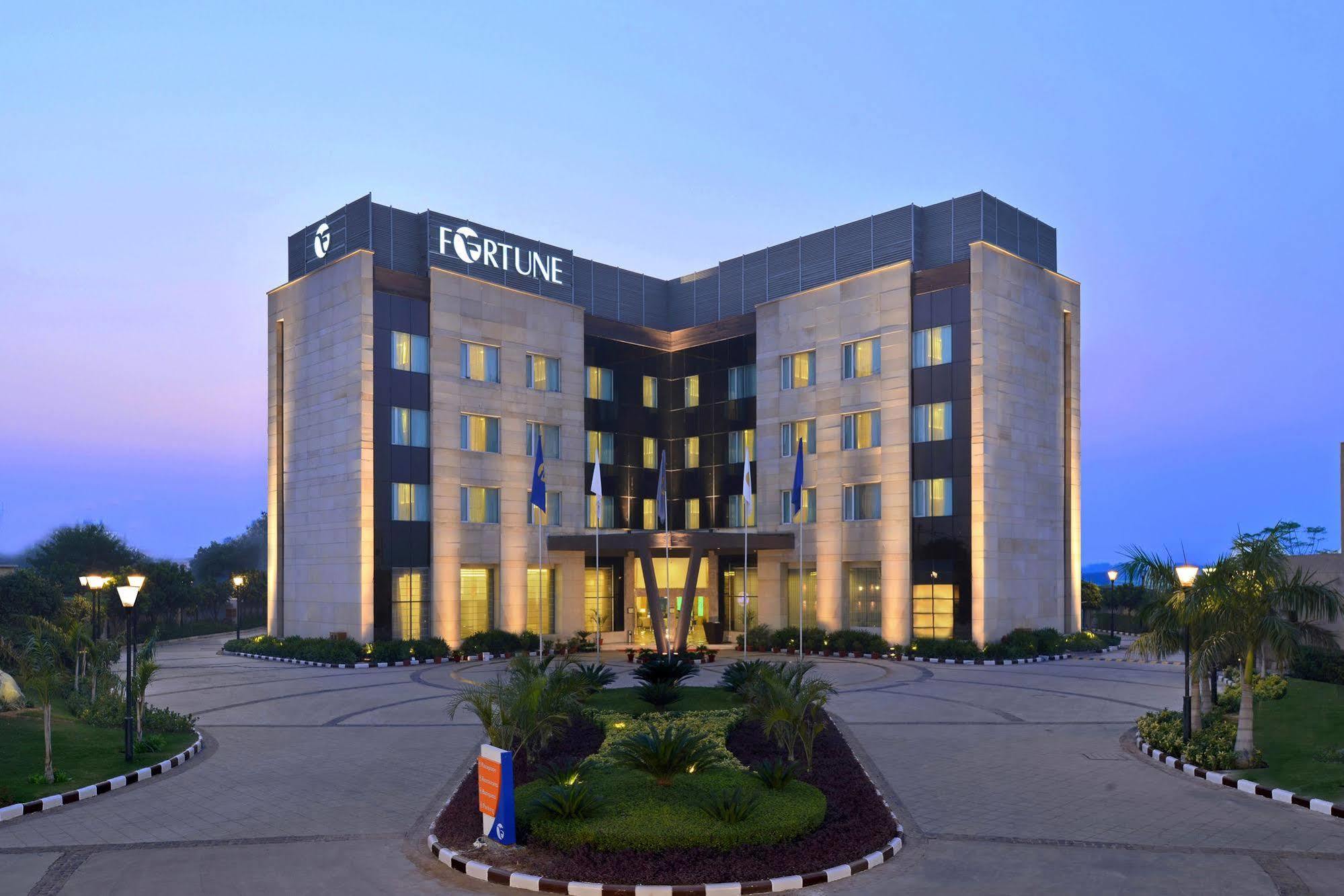 Fortune Park Orange, Sidhrawali, Gurugram - Member Itc Hotels' Group Bhiwadi Экстерьер фото